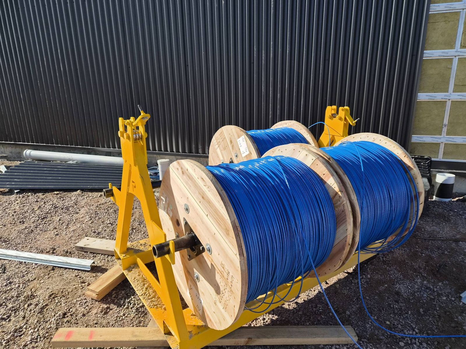 Cable drum